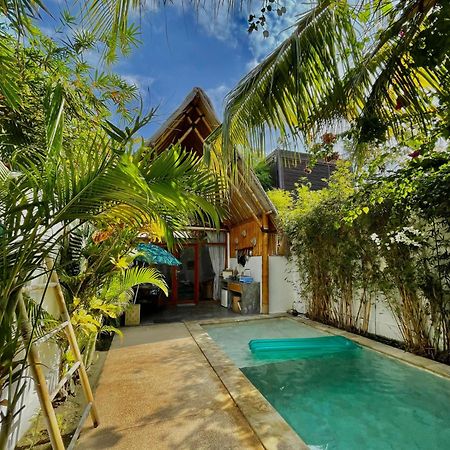 Sea Breeze Villas - Gili Air, Lombok Exterior photo