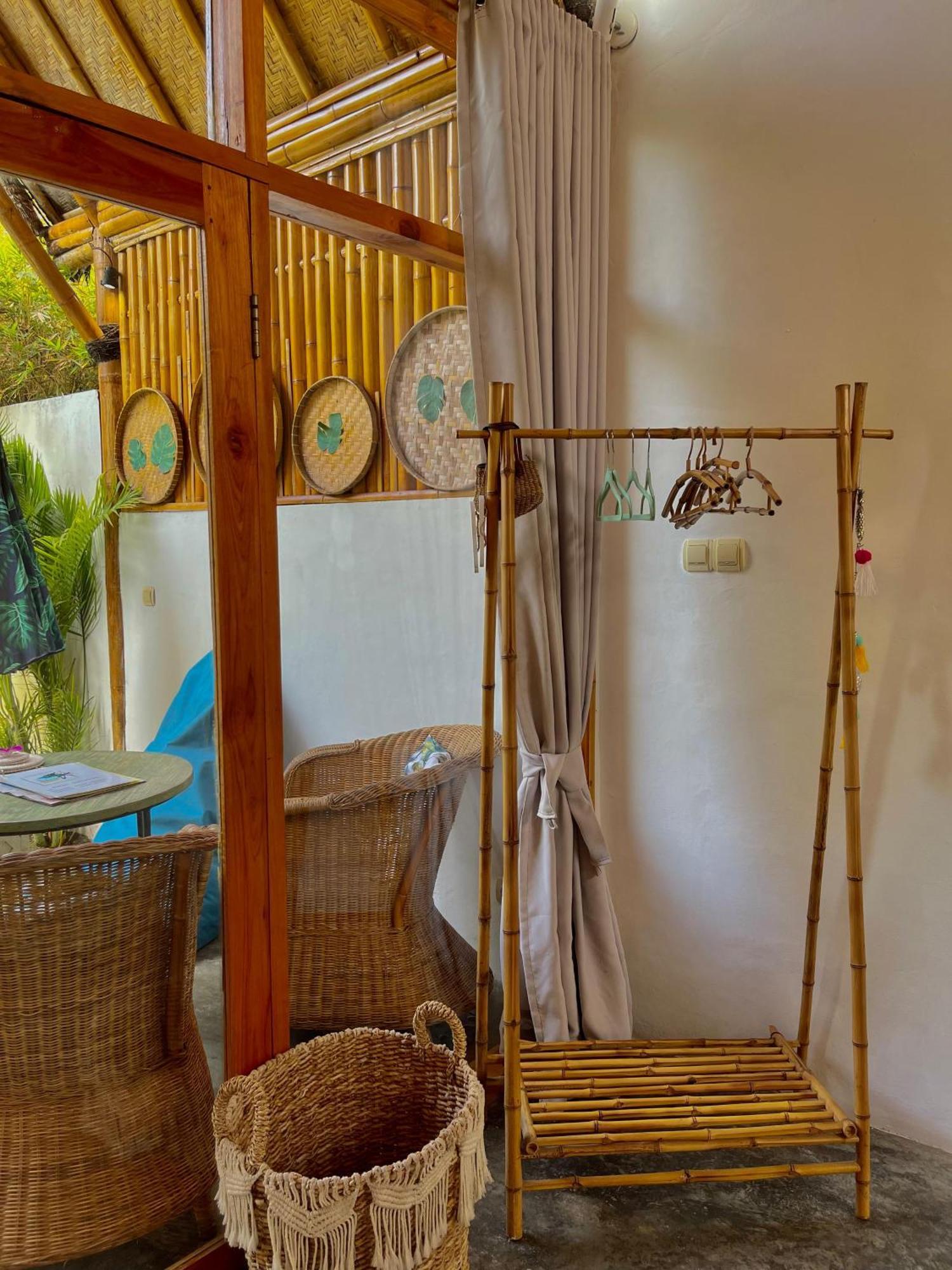 Sea Breeze Villas - Gili Air, Lombok Exterior photo